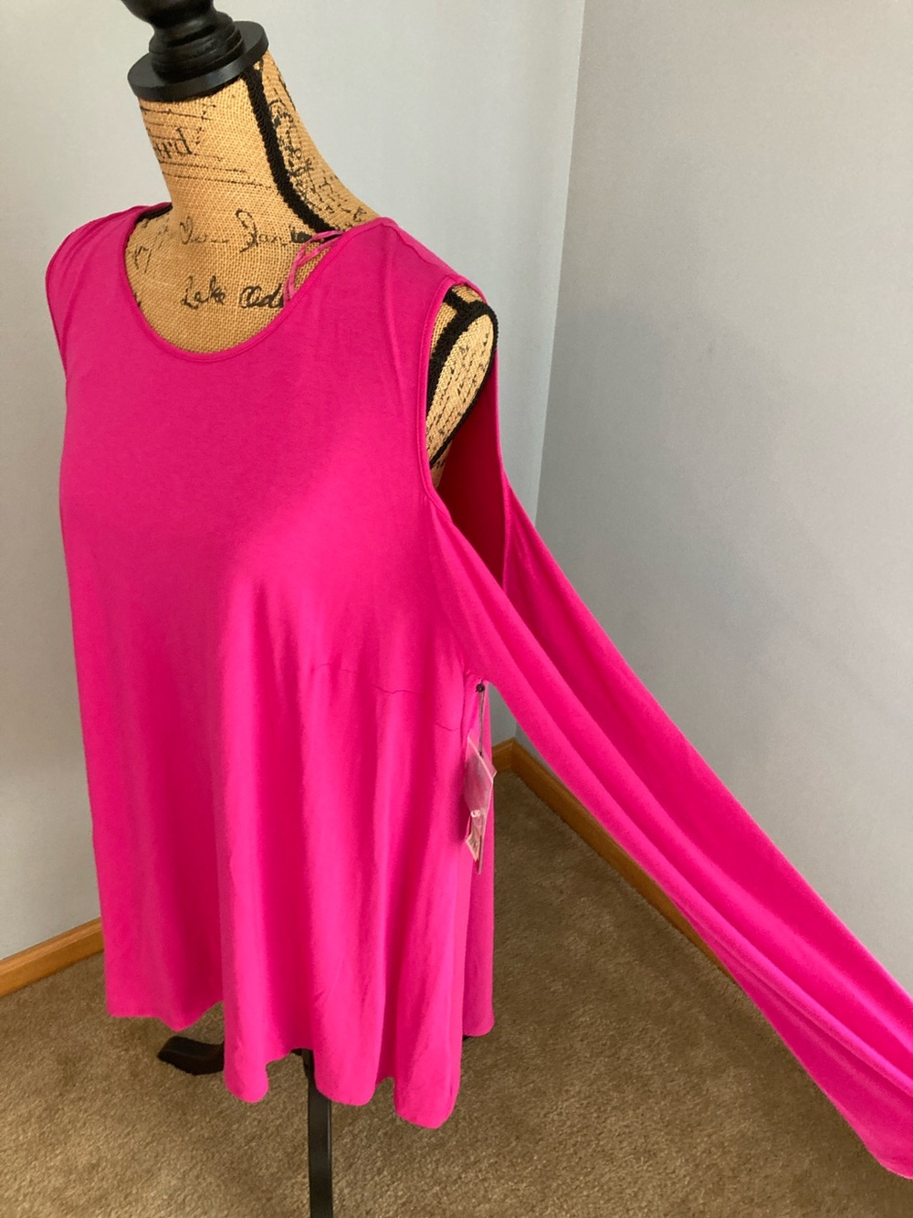 NWT Vince Camuto Hot Pink Cold-Shoulder Top Women Size 2X